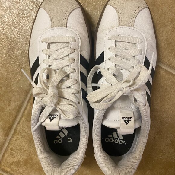 Adidas Court Sneakers - Picture 3 of 9